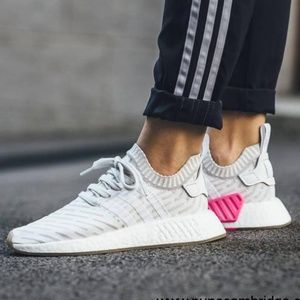 Adidas NMD R2 Primeknit
